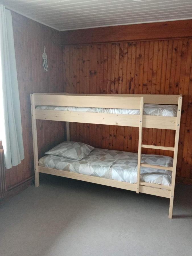 Bed and Breakfast Les P'Tites Pistes Chaux-des-Pres Екстер'єр фото
