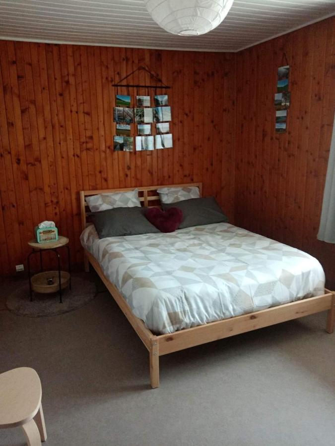 Bed and Breakfast Les P'Tites Pistes Chaux-des-Pres Екстер'єр фото