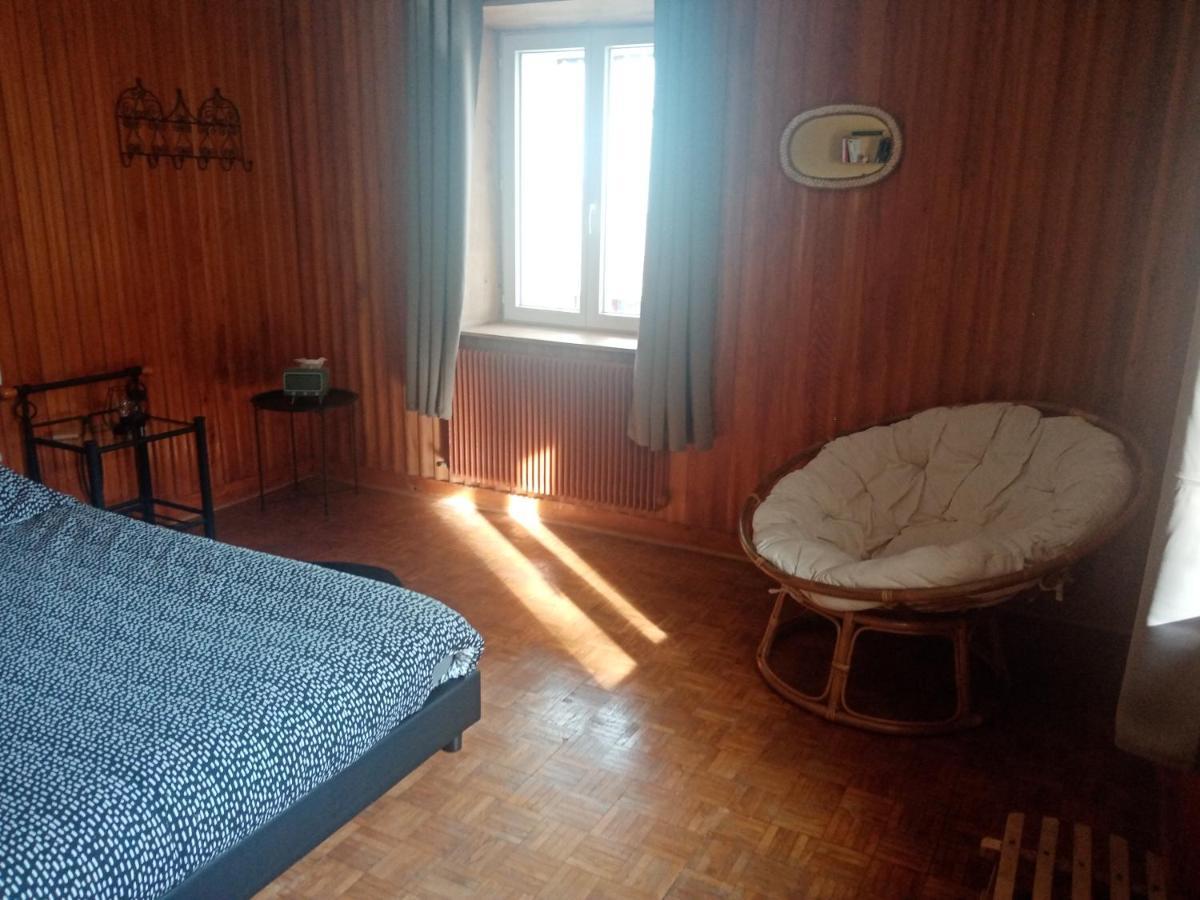 Bed and Breakfast Les P'Tites Pistes Chaux-des-Pres Екстер'єр фото